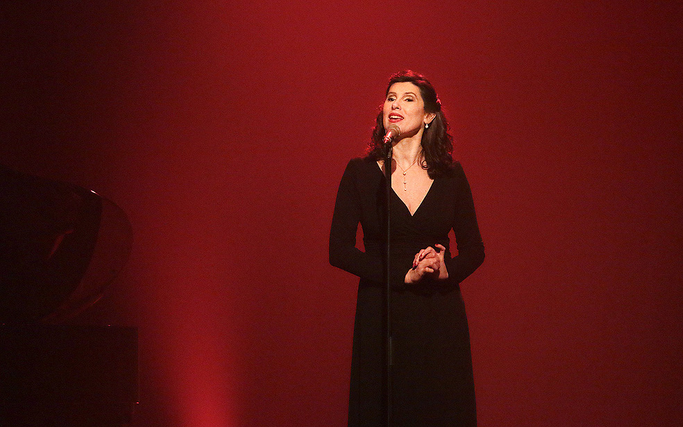 Christelle Loury raconte Piaf à travers des anecdotes inédites (Vigneux-sur-Seine)